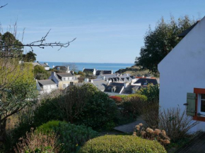 Maison au bord de mer avec jardin paysager, proche port et commerces à Sauzon - FR-1-418-49